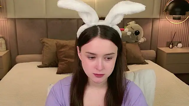 EvaSwen online show from 04/07/26, 12:49