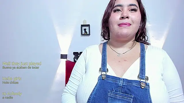 Snapshot of GraceYuly chatting on 11/05/25, 04:07 GraceYuly online show from 11/05/25, 04:07