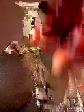 Snapshot of Wiw1 chatting on 10/16/25, 12:44 Wiw1 online show from 10/16/25, 12:44