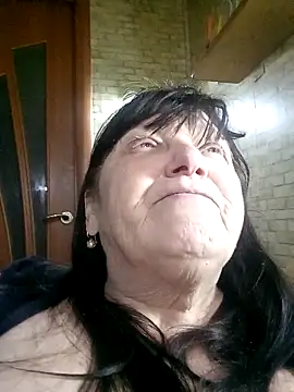 Apeesynka55211 online show from 02/09/26, 04:55