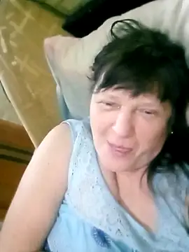 Apeesynka55211 online show from 04/02/26, 01:47