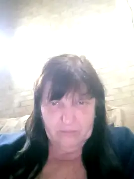 Apeesynka55211 online show from 04/17/26, 06:55