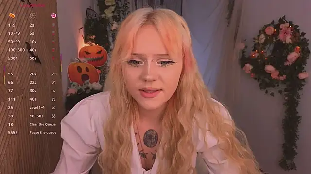 kitten murray  online show from 10/24/25, 04:36