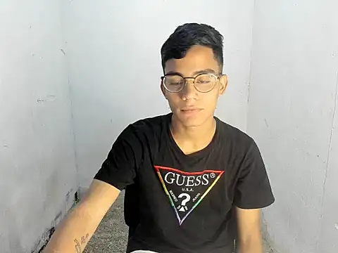 Deivi colins 23 online show from 10/16/25, 12:22