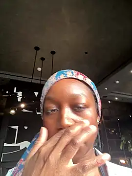 tia   fox online show from 01/18/26, 02:32