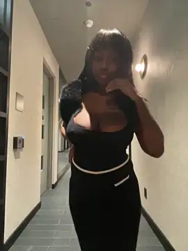 tia   fox online show from 03/11/26, 06:30