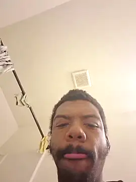 Snapshot of MrBigDickShow chatting on 11/02/25, 02:41 MrBigDickShow online show from 11/02/25, 02:41