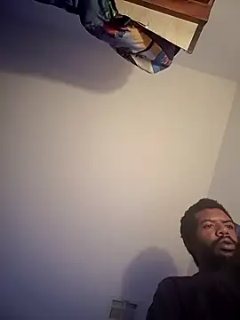 Snapshot of MrBigDickShow chatting on 11/03/25, 03:30 MrBigDickShow online show from 11/03/25, 03:30