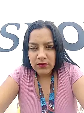 Sexy Nayra outdoors online show from 10/20/25, 06:30