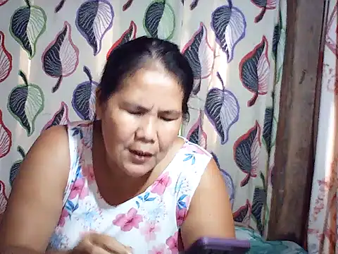 milagrose rose online show from 10/03/25, 02:19