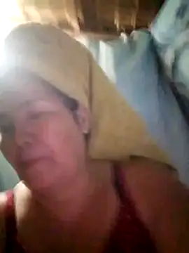 Snapshot of milagrose_rose chatting on 06/01/26, 11:34 milagrose rose online show from 06/01/26, 11:34