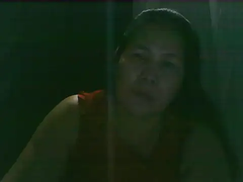 Snapshot of milagrose_rose chatting on 06/04/26, 12:00 milagrose rose online show from 06/04/26, 12:00