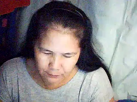 Snapshot of milagrose_rose chatting on 06/27/26, 08:52 milagrose rose online show from 06/27/26, 08:52