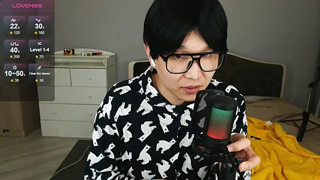 KaiChicken online show from 03/31/26, 07:25