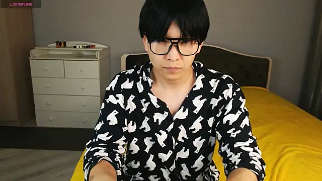 Snapshot of KaiChicken chatting on 05/15/26, 06:26 KaiChicken online show from 05/15/26, 06:26
