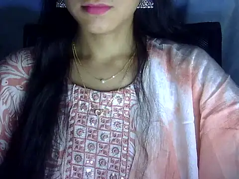 Snapshot of Shazi_1 chatting on 05/20/26, 03:40 Shazi 1 online show from 05/20/26, 03:40