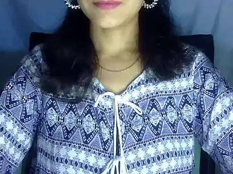 Snapshot of Shazi_1 chatting on 06/29/26, 02:39 Shazi 1 online show from 06/29/26, 02:39