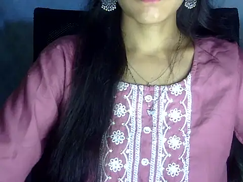 Snapshot of Shazi_1 chatting on 07/03/26, 03:18 Shazi 1 online show from 07/03/26, 03:18