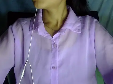 Snapshot of Shazi_1 chatting on 07/11/26, 03:48 Shazi 1 online show from 07/11/26, 03:48