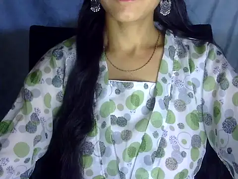 Snapshot of Shazi_1 chatting on 07/12/26, 03:52 Shazi 1 online show from 07/12/26, 03:52