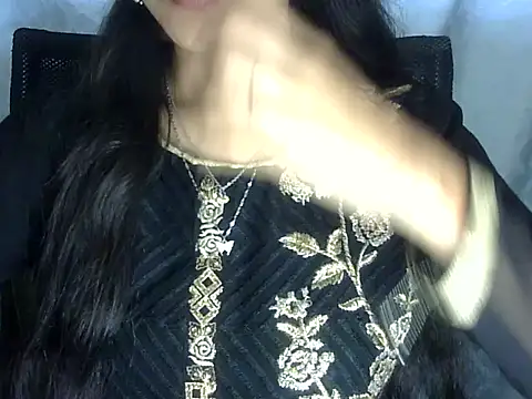 Snapshot of Shazi_1 chatting on 07/18/26, 11:03 Shazi 1 online show from 07/18/26, 11:03
