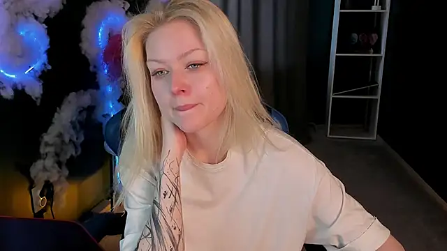 Callista a online show from 04/28/26, 03:00