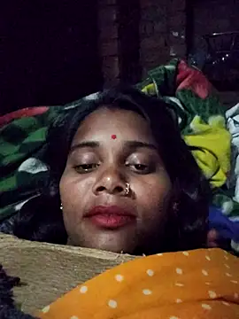 Snapshot of Katrina_kaif143 chatting on 10/31/25, 03:24 Katrina kaif143 online show from 10/31/25, 03:24