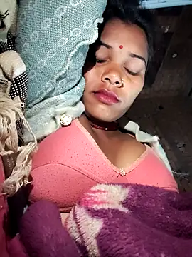 Snapshot of Katrina_kaif143 chatting on 12/14/25, 10:47 Katrina kaif143 online show from 12/14/25, 10:47