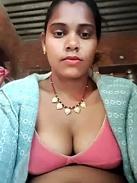 Snapshot of Katrina_kaif143 chatting on 01/15/26, 04:28 Katrina kaif143 online show from 01/15/26, 04:28