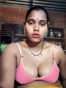 Snapshot of Katrina_kaif143 chatting on 02/07/26, 04:38 Katrina kaif143 online show from 02/07/26, 04:38