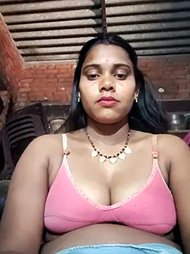 Snapshot of Katrina_kaif143 chatting on 02/16/26, 05:58 Katrina kaif143 online show from 02/16/26, 05:58