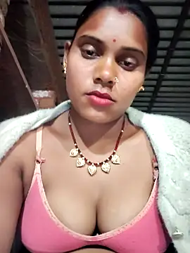 Snapshot of Katrina_kaif143 chatting on 02/17/26, 03:19 Katrina kaif143 online show from 02/17/26, 03:19