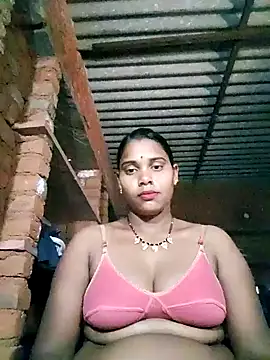 Snapshot of Katrina_kaif143 chatting on 02/20/26, 05:04 Katrina kaif143 online show from 02/20/26, 05:04