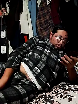 Snapshot of RAJV_ chatting on 10/06/25, 01:41 RAJV online show from 10/06/25, 01:41