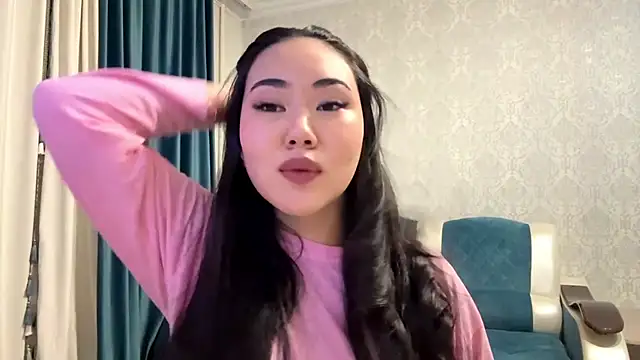 AYPRILPURE online show from 10/13/25, 04:29