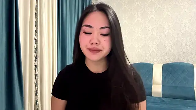 AYPRILPURE online show from 10/19/25, 03:01