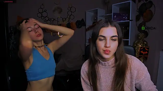 lina fox12 online show from 10/27/25, 02:32