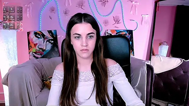 Snapshot of lina_fox12 chatting on 05/20/26, 04:35 lina fox12 online show from 05/20/26, 04:35