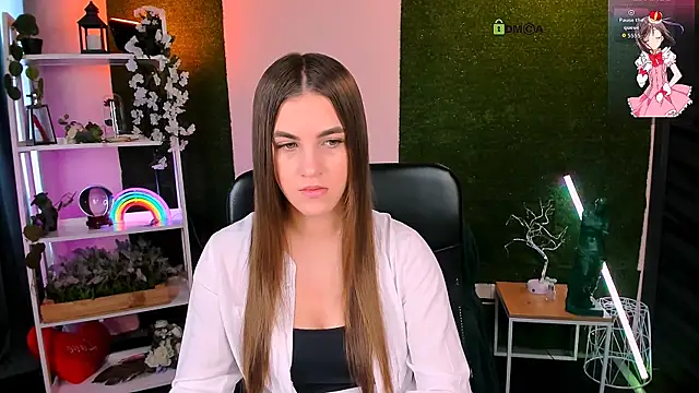 Snapshot of lina_fox12 chatting on 06/19/26, 12:20 lina fox12 online show from 06/19/26, 12:20