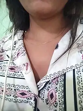 Snapshot of PEEHU-50 chatting on 05/01/26, 01:54 PEEHU-50 online show from 05/01/26, 01:54