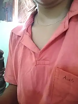 Snapshot of PEEHU-50 chatting on 05/31/26, 02:53 PEEHU-50 online show from 05/31/26, 02:53