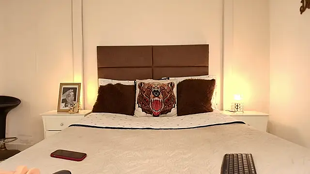 NatashaTaylor online show from 03/09/26, 01:26