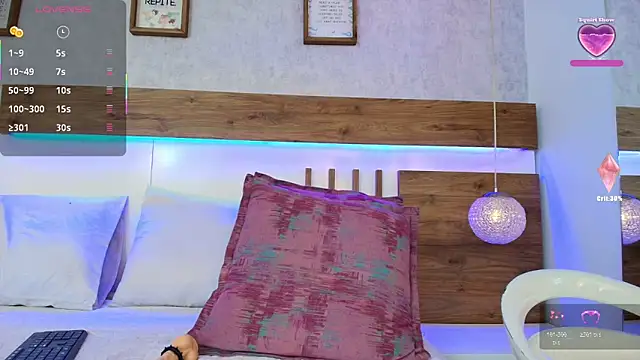 Snapshot of LucianaWainN chatting on 05/11/26, 02:45 LucianaWainN online show from 05/11/26, 02:45
