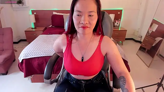 Snapshot of Mafe_Kailina chatting on 04/23/26, 07:49 Mafe Kailina online show from 04/23/26, 07:49
