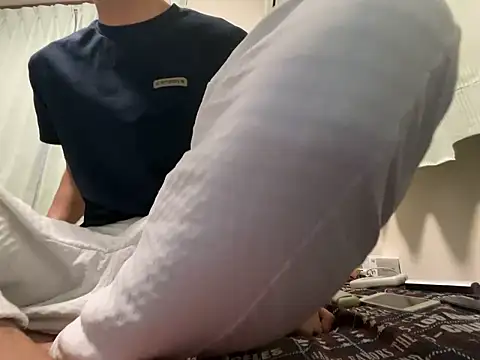 Snapshot of marosuke_1417 chatting on 01/11/26, 07:57 marosuke 1417 online show from 01/11/26, 07:57