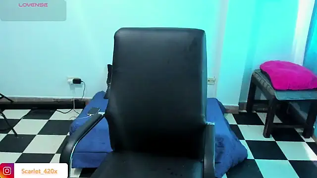 Scarlett  Cooper   online show from 03/19/26, 08:46