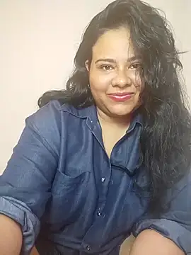 Tania cruz  online show from 10/24/25, 03:58