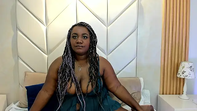 EmmaBrantt online show from 11/29/25, 03:53