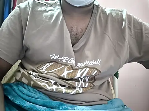 mallu boy 23 online show from 10/03/25, 10:07