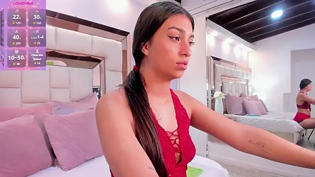 karolgaviriaa online show from 10/06/25, 11:51
